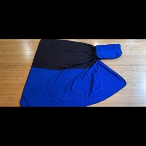 Travel blanket and pillow Fleece Blanket + Pillow + Cushion All In One Storage